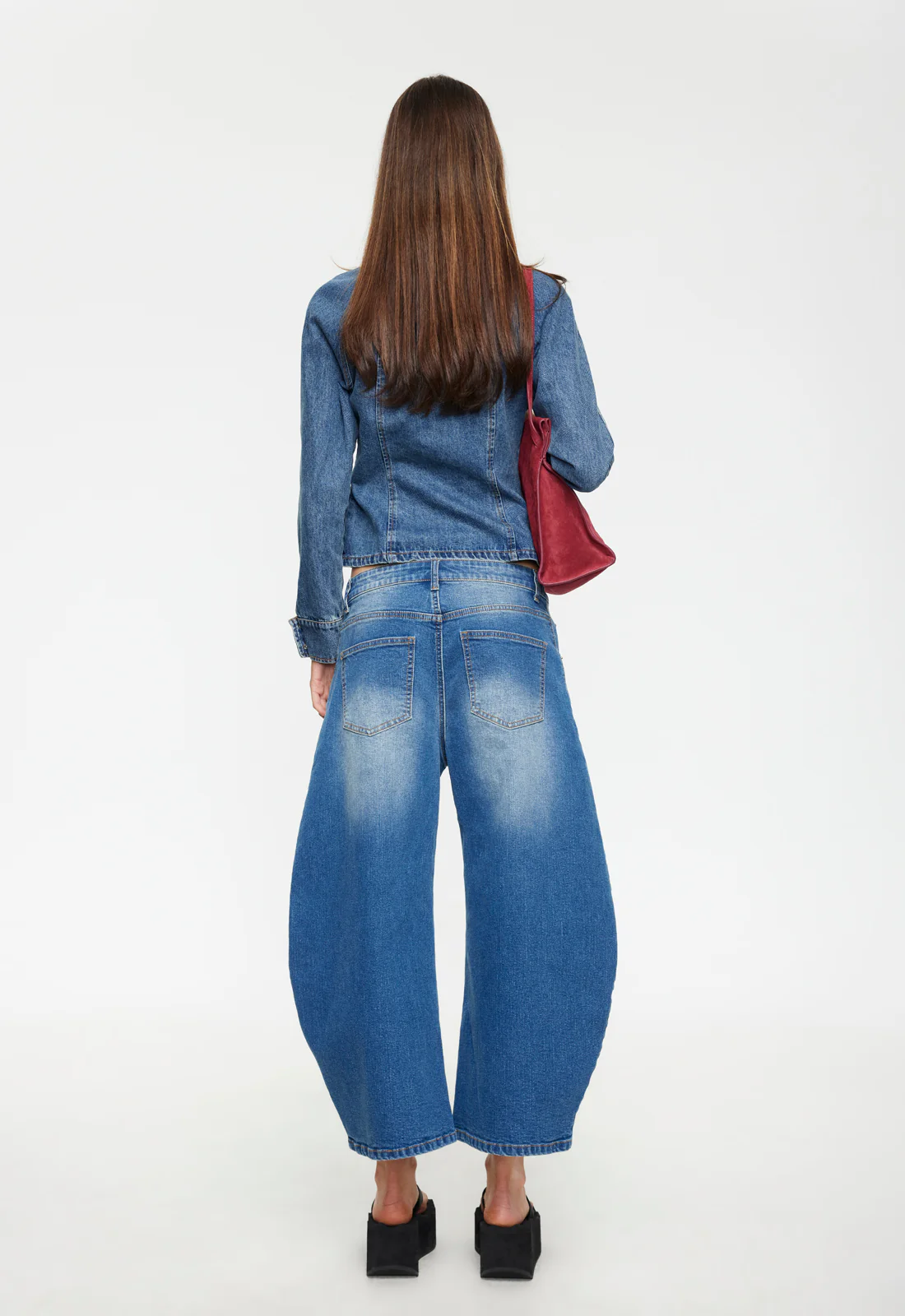 HORSESHOE CROPPED JEAN - DARK INDIGO - Image 4